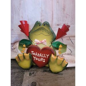 Wooden Valentine's Day toad frog todally yours Decor‎ figure